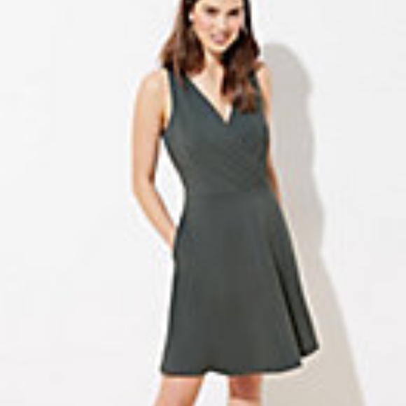 LOFT Dresses & Skirts - LOFT WRAP DRESS
